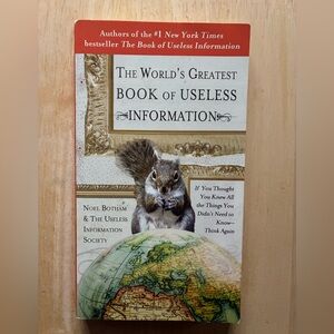 🖤5 for $20 - The World’s Greatest Book of Useless Information By Noel Botham